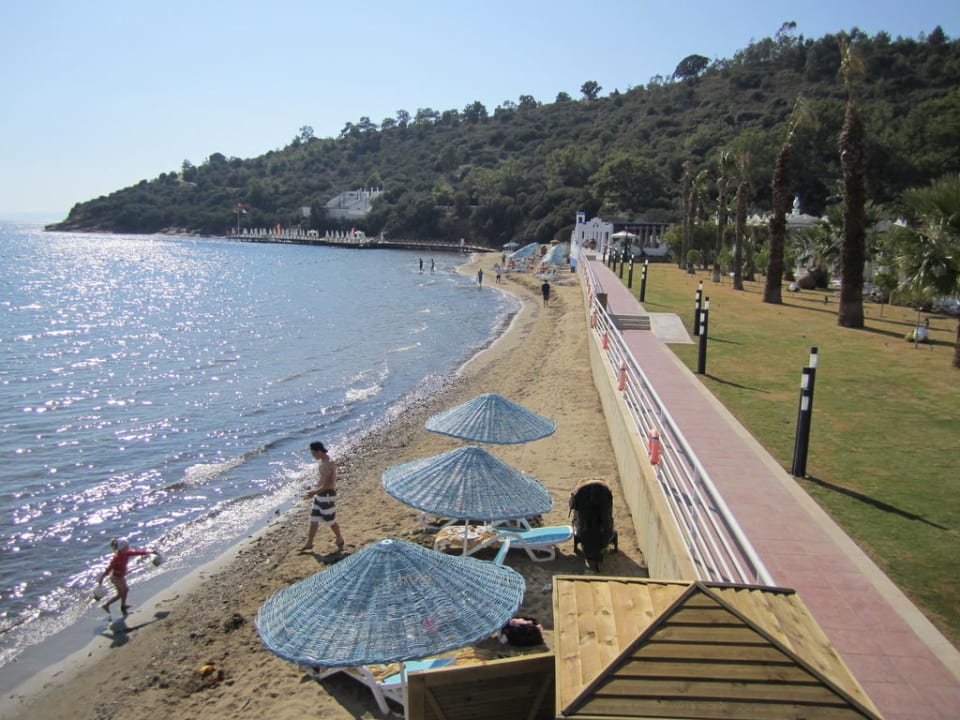 Kleiner Hotelstrand Paloma Pasha