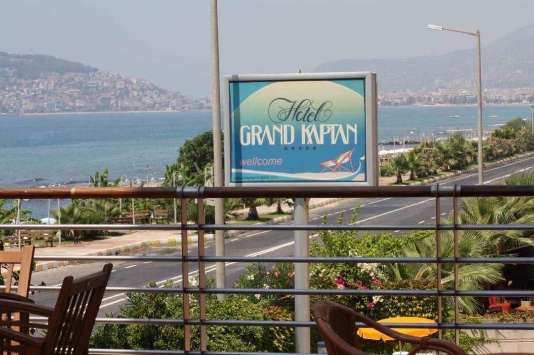 Uitzicht vanaf de punt van het hotel Grand Kaptan