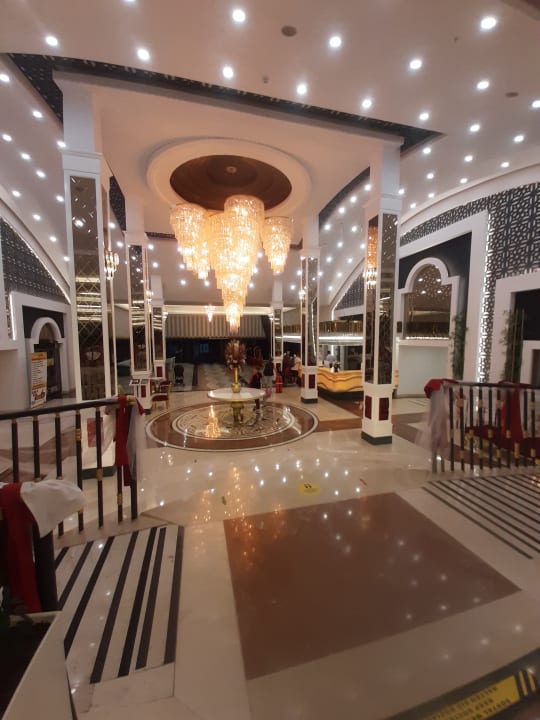 Lobby Dream World Palace Hotel