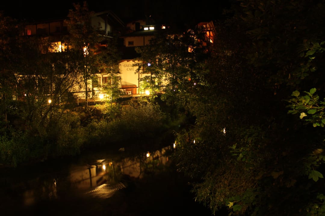 Blick auf das Hotel von der anderen Seite der Murg Hotel Sonne