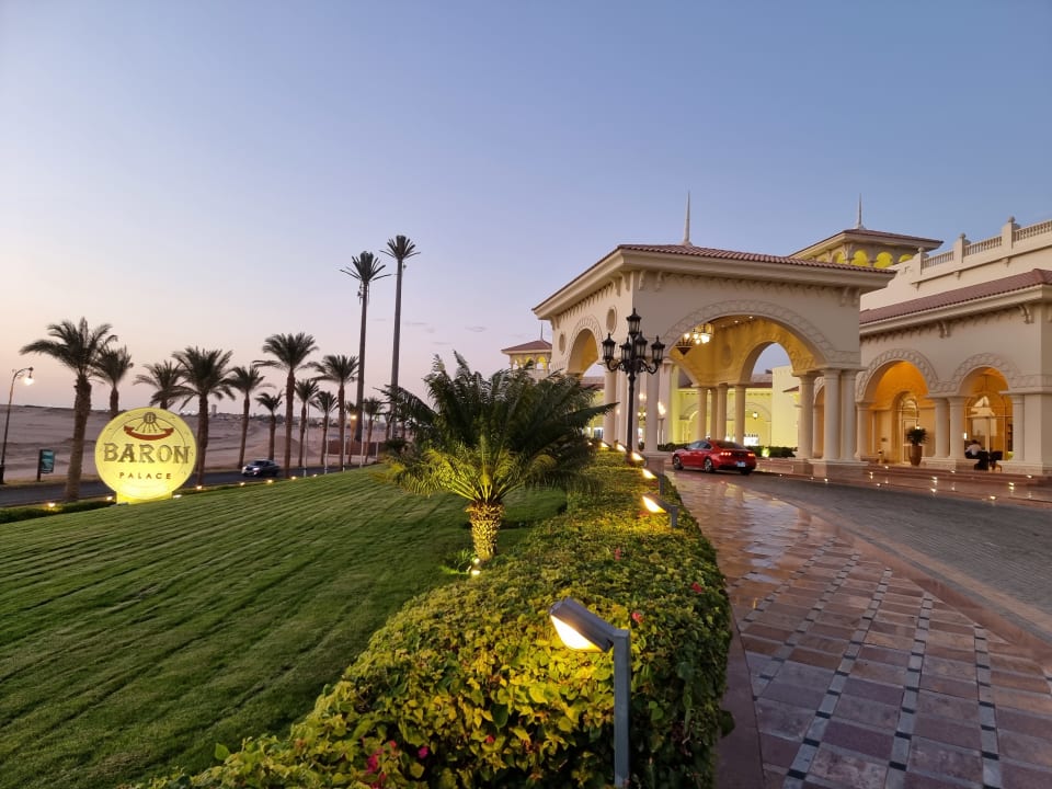 Außenansicht Baron Palace Sahl Hasheesh