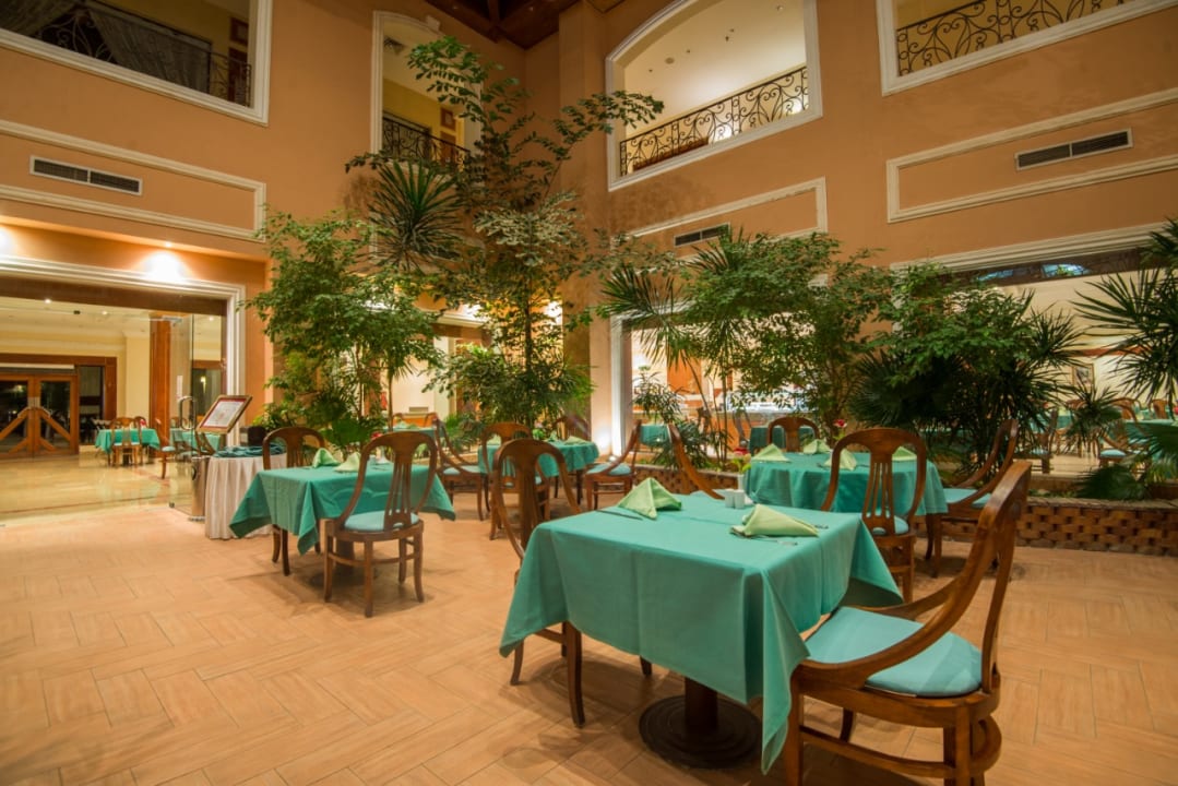 Gastro Imperial Shams Abu Soma