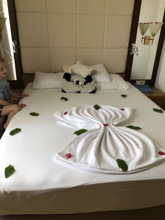 Zimmer Dream World Aqua Hotel