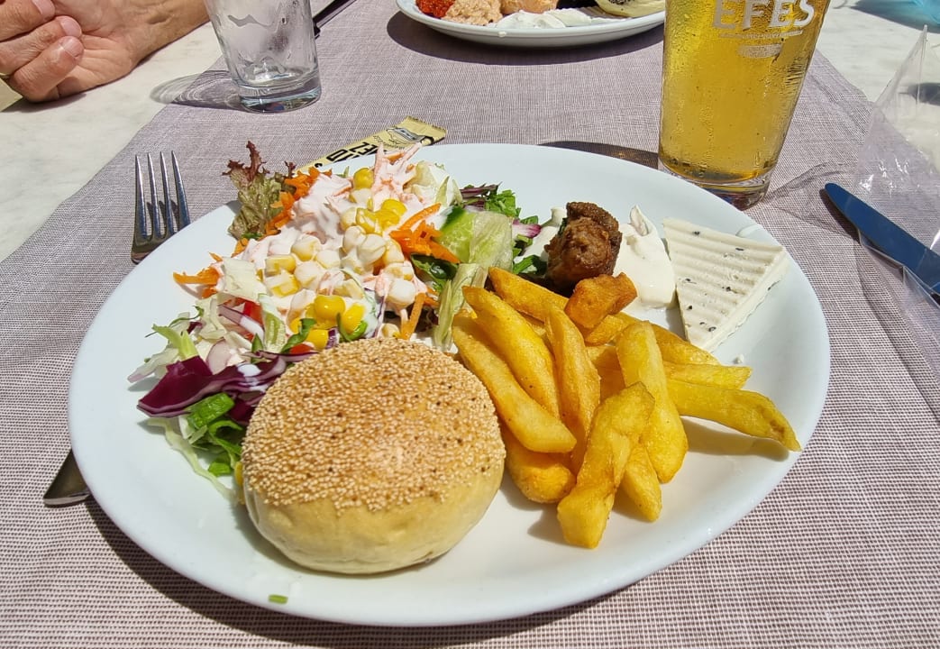 Strand Melas Resort Hotel