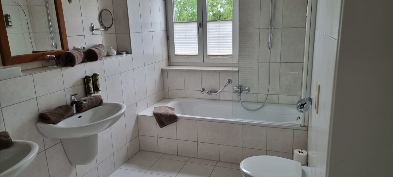 Zimmer Hotel Ampervilla