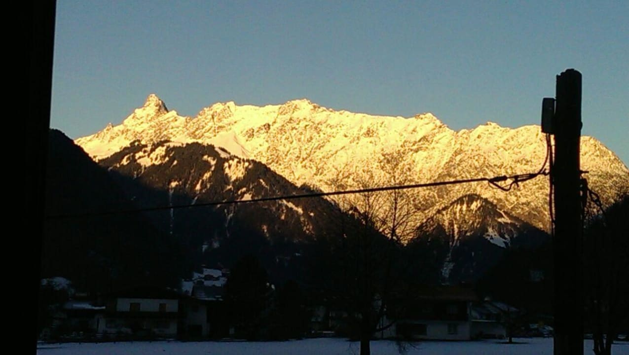 Sonnenaufgang  Hochjochstöbli B&B Alpine Easy Stay