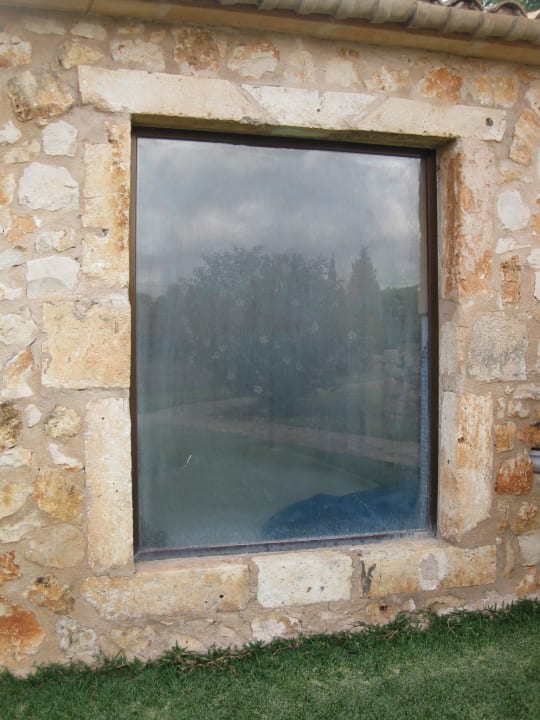 Fenster des Innenpools Son Trobat Hotel Rural