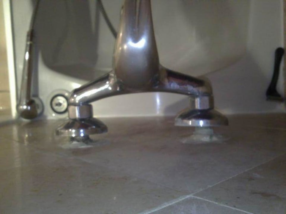 Armaturen im Bad The Orangers Beach Resort and Bungalows