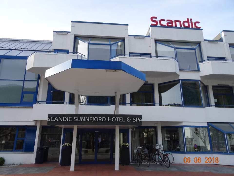 Außenansicht Scandic Sunnfjord Hotel & Spa
