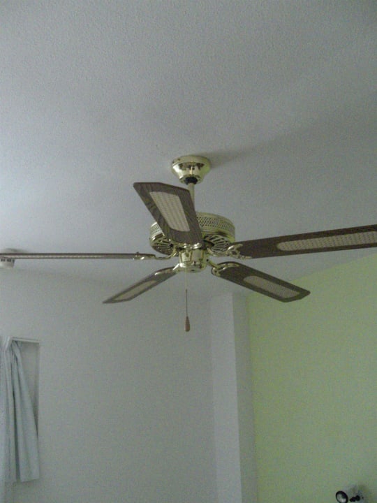 Schlafzimmer Deckenventialtor Hotel Europalace