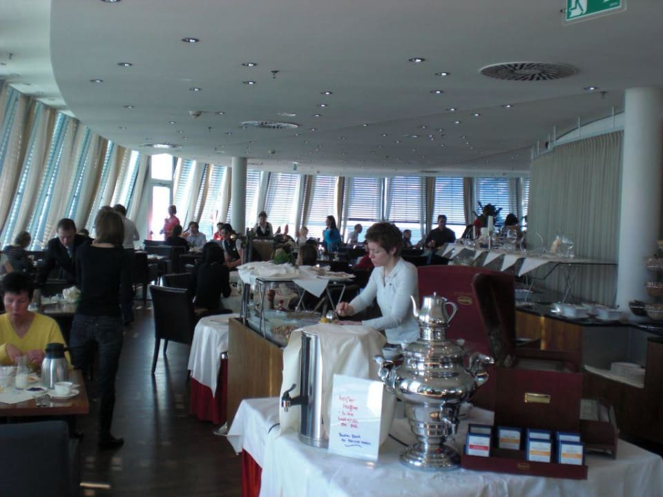 Restaurant in der 11. Etage Four Points by Sheraton Panoramahaus Dornbirn