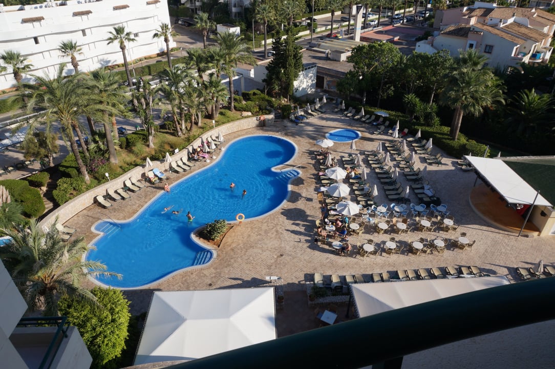 Blick auf den Pool Welikehotel Marfil Playa