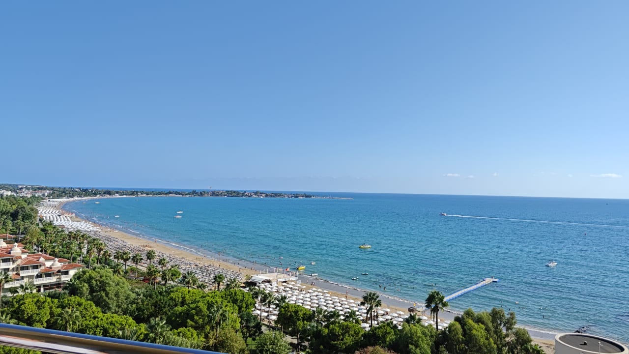 Zimmer Melas Resort Hotel