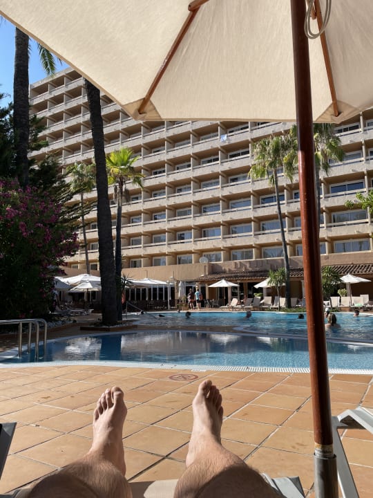 Pool Valentin Reina Paguera