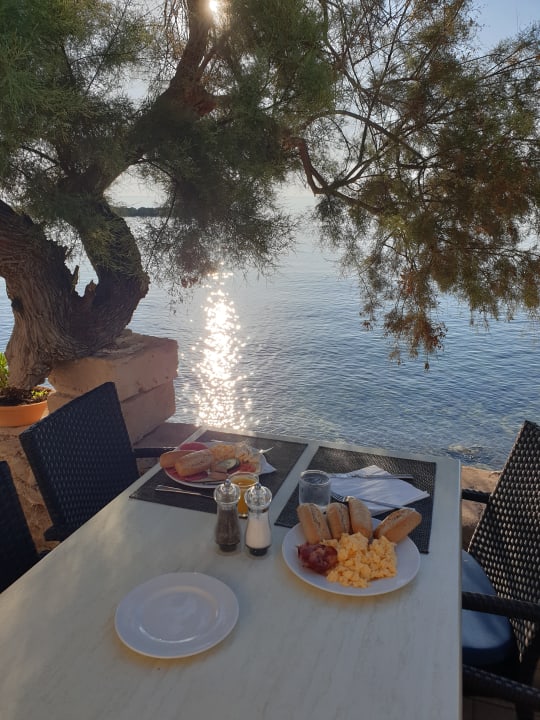 Gastro Hotel Ilusion Moreyó