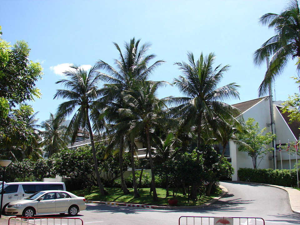 Einfahrt The Regent Cha Am Beach Resort