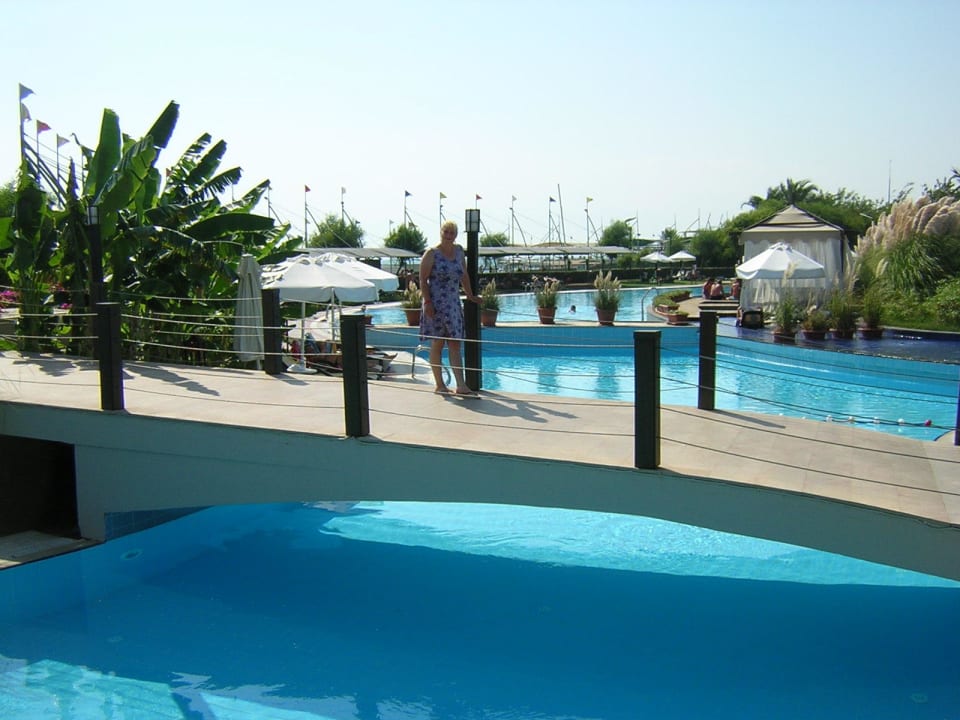 Überall Pool Limak Lara Deluxe Hotel & Resort