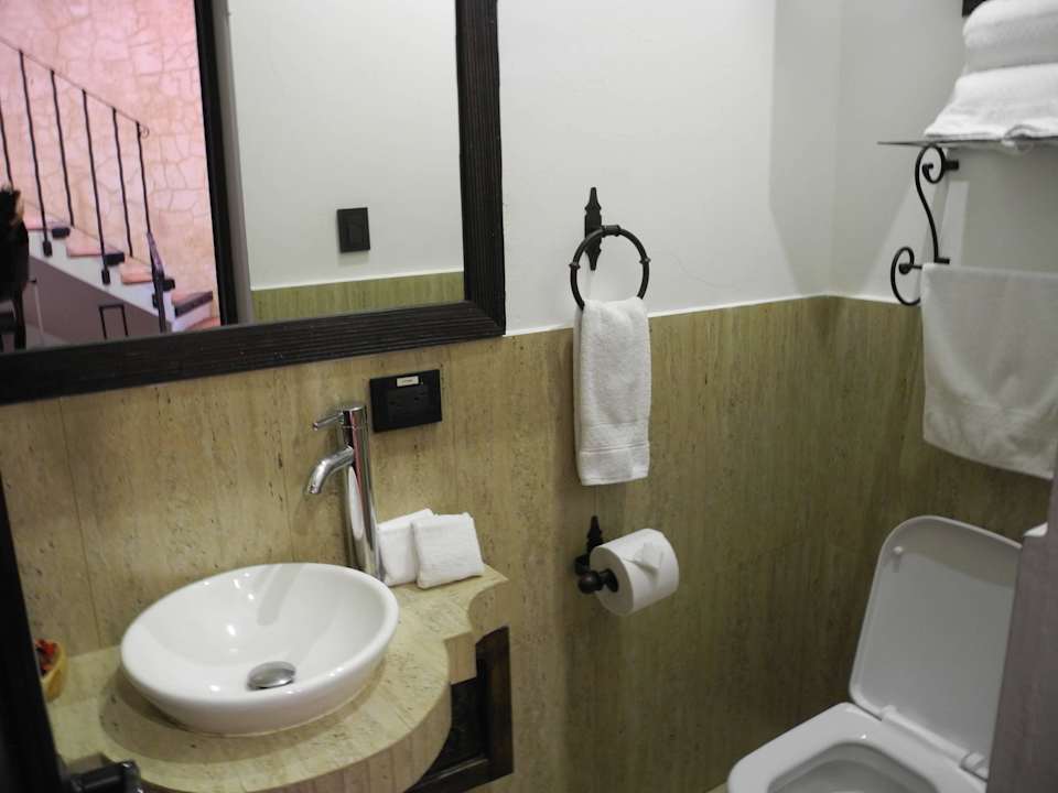 Badezimmer Detail Los Olivos Boutique Hotel