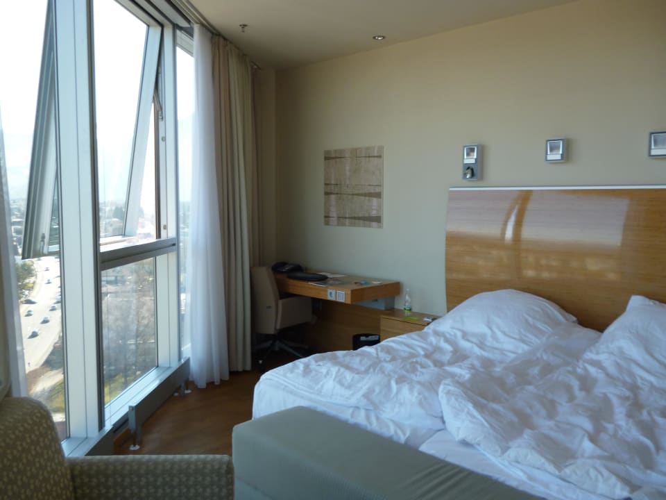 Lit avec vue Four Points by Sheraton Panoramahaus Dornbirn