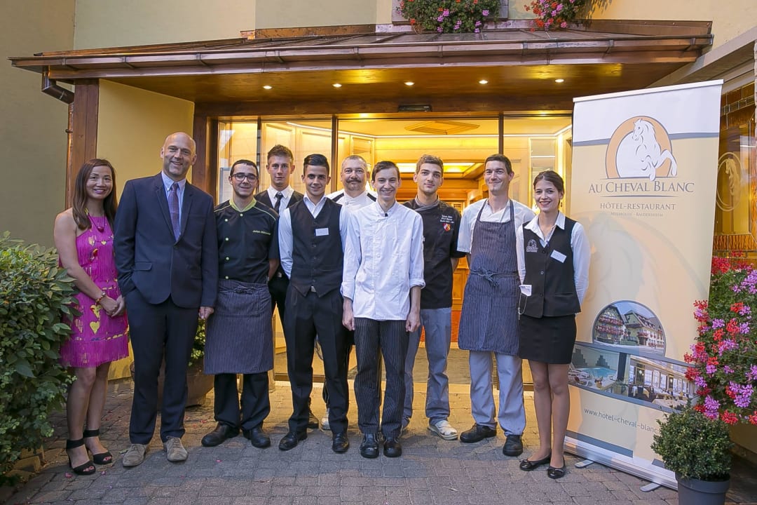Das Team BEST WESTERN Hôtel Au Cheval Blanc Best Western Hotel Au Cheval Blanc Mulhouse Nord