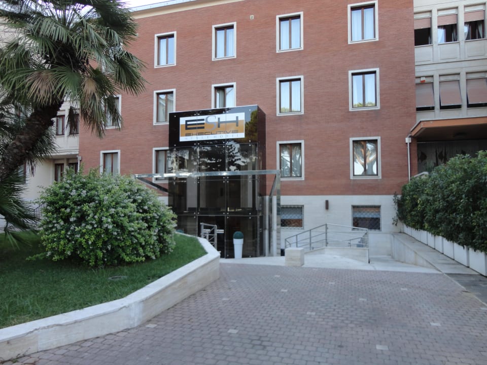 Blick aufs Hotel Occidental Aurelia