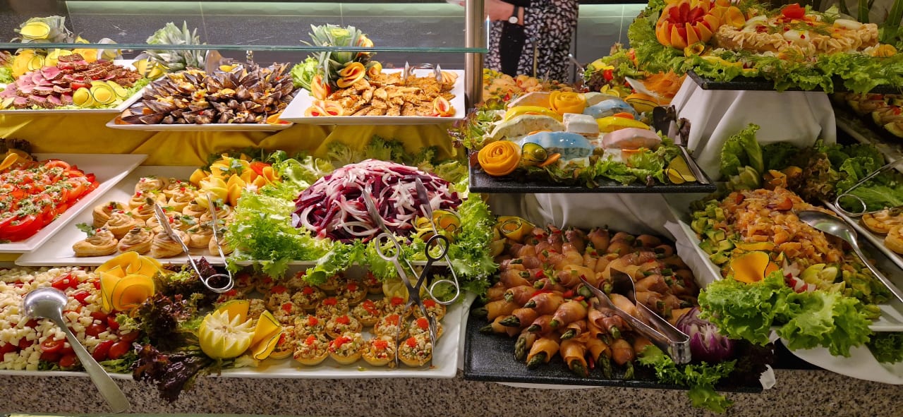 Gastro Hotel Riu Karamboa