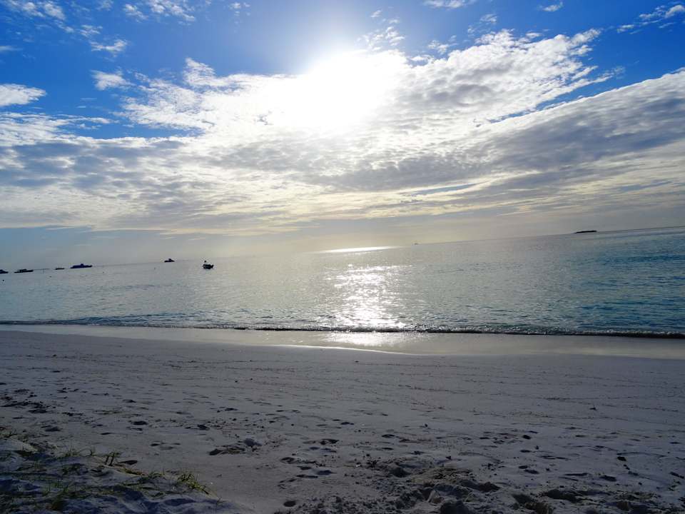 Meeru Island Resort & Spa Meeru Maldives Resort Island