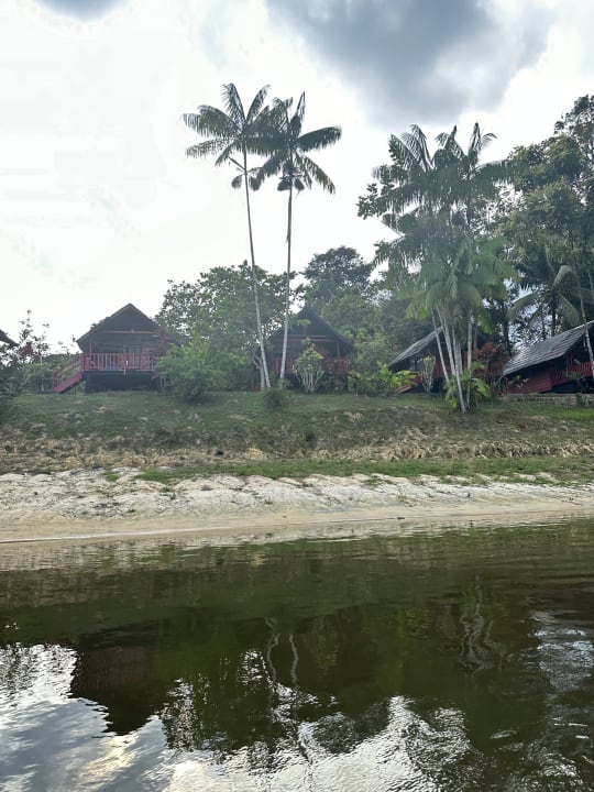 Außenansicht Danpaati River Lodge