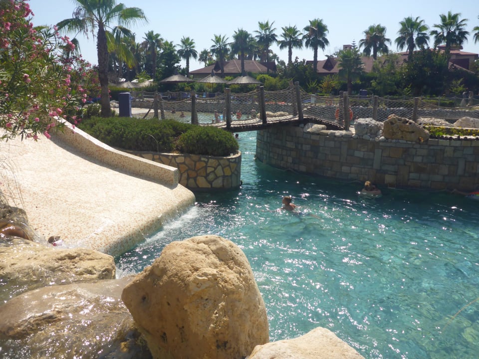 Lazy River Club Grand Side