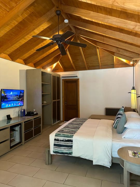 Zimmer Vilamendhoo Island Resort & Spa