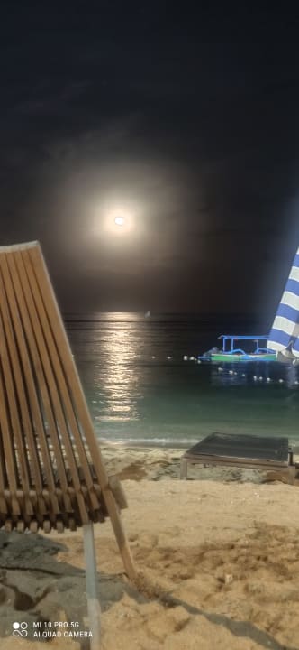 Strand Segara Village Hotel