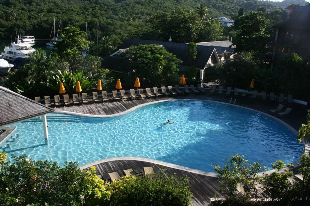 Großer Pool Zoëtry Marigot Bay St. Lucia