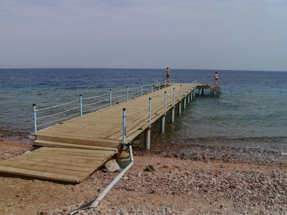 Steg ins Wasser Happy Life Village