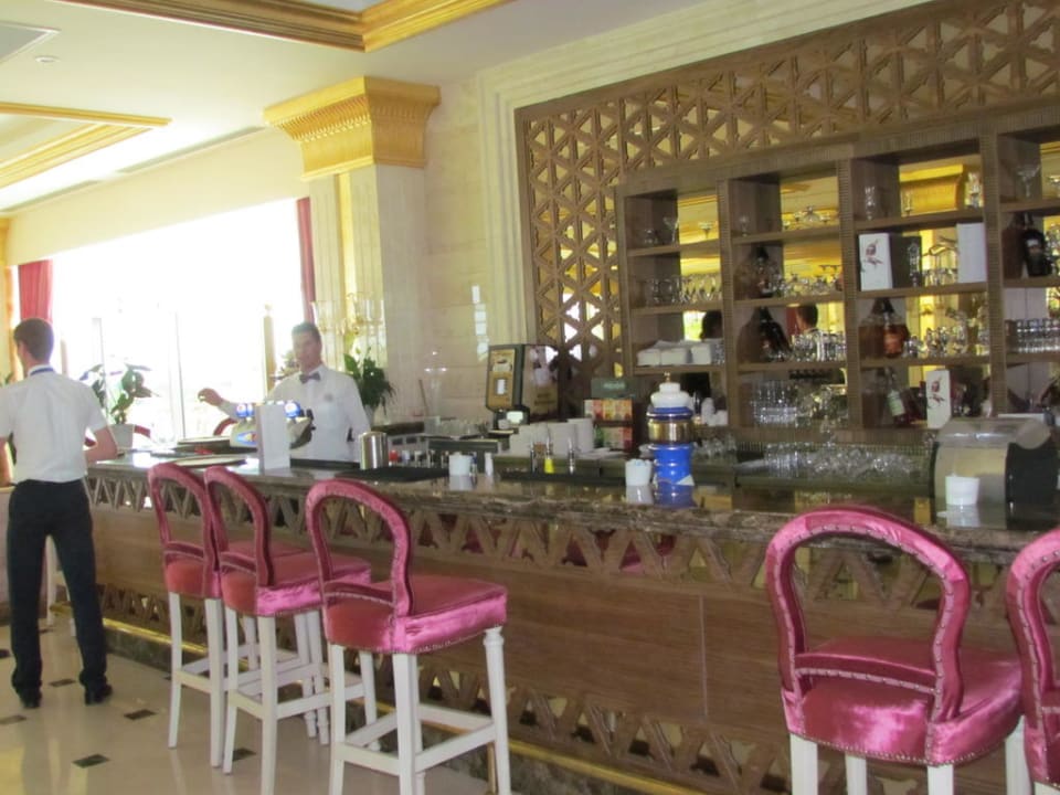 Bar im Lobbybereich Diamond Excellence Resort & Spa