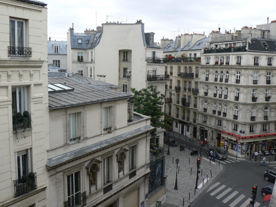 Ausblick Accueil Hotel - Paris Pigalle Montmartre