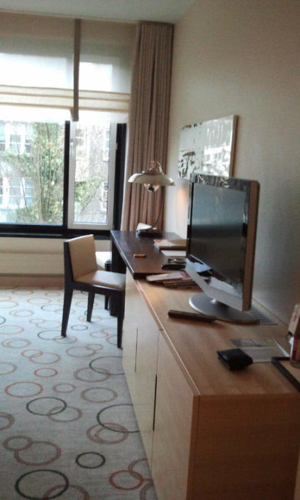 Neu renoviert, sehr ansprechend Sheraton Berlin Grand Hotel Esplanade
