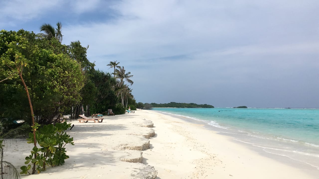 Strand Innahura Maldives Resort