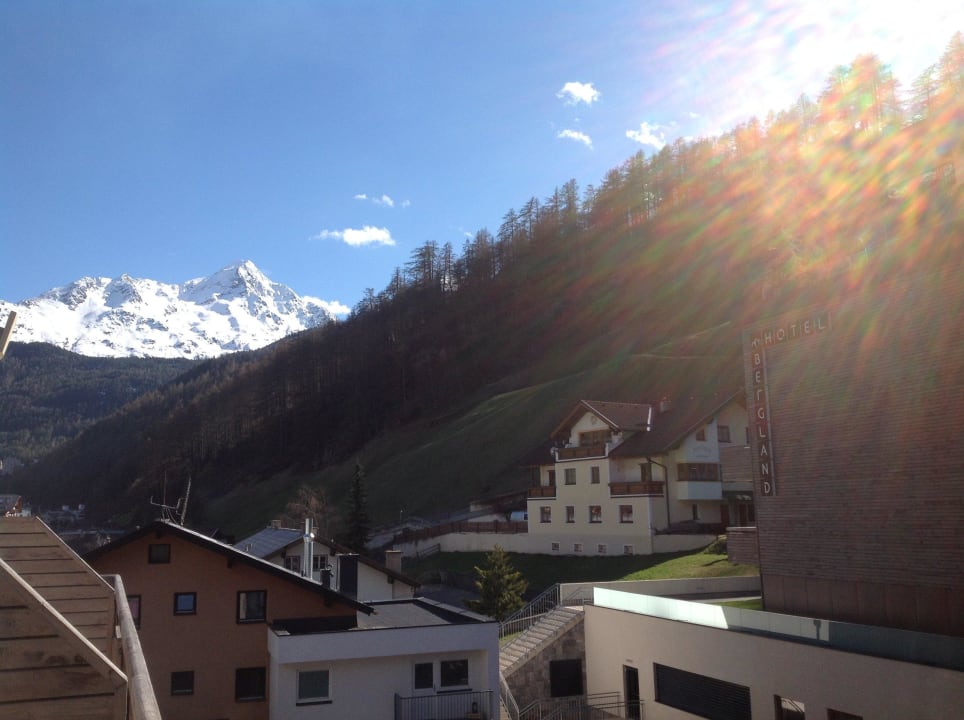 Blick aus dem Zimmer Bergland Sölden Design- und Wellnesshotel