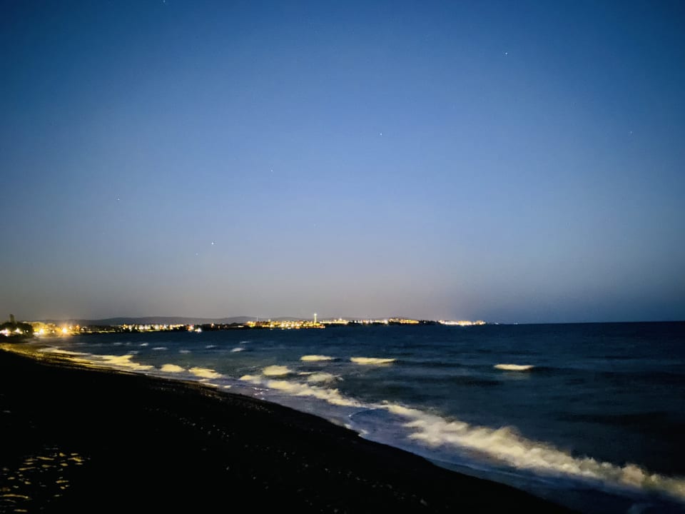 Strand Wave Resort