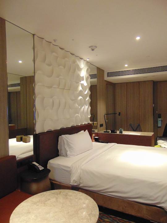 Zimmer Hotel Crowne Plaza Changi Airport