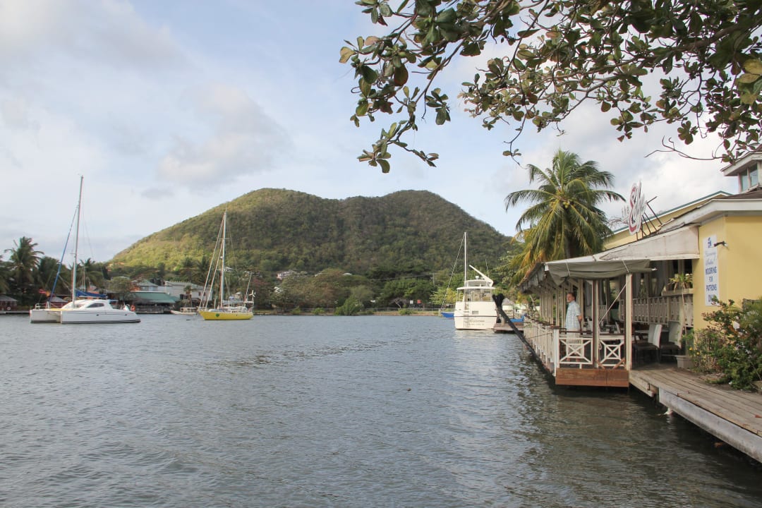 Rodney Bay Hotel Harmony Suites