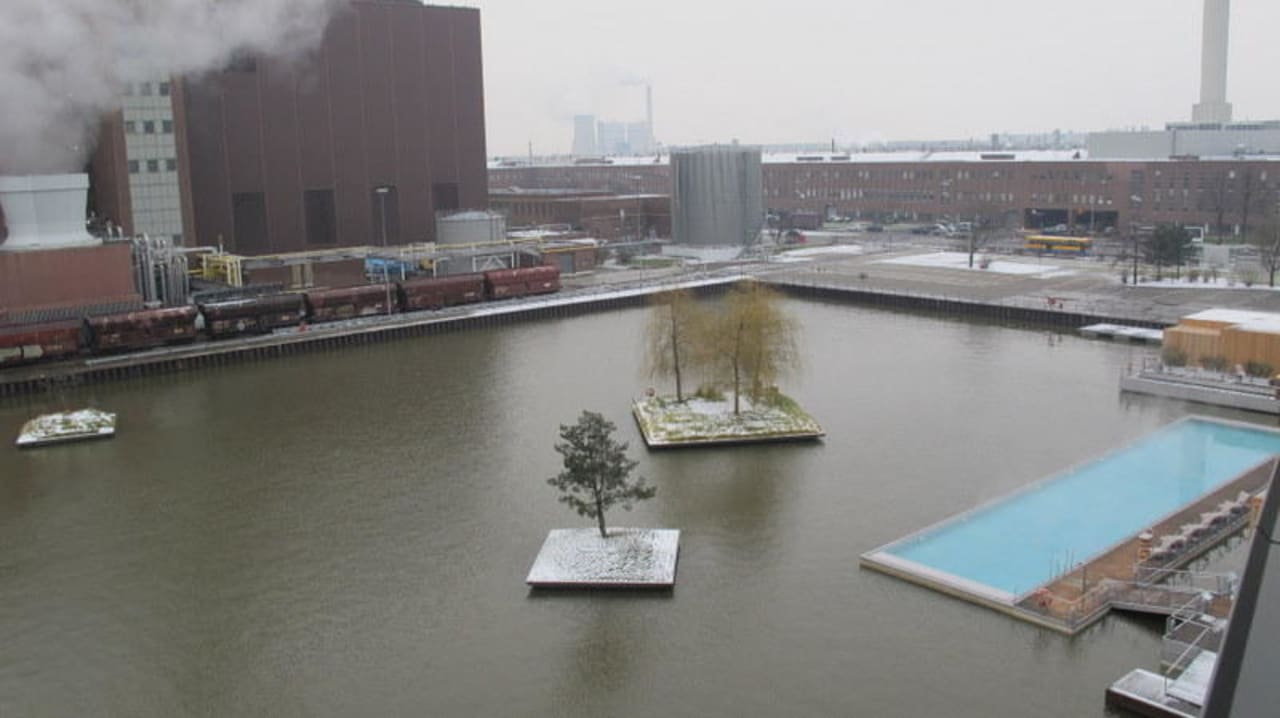 Im Hafenbecken The Ritz-Carlton Wolfsburg