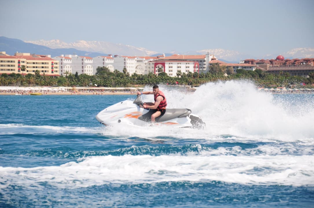 Strand Side Aquamarin Resort & Spa