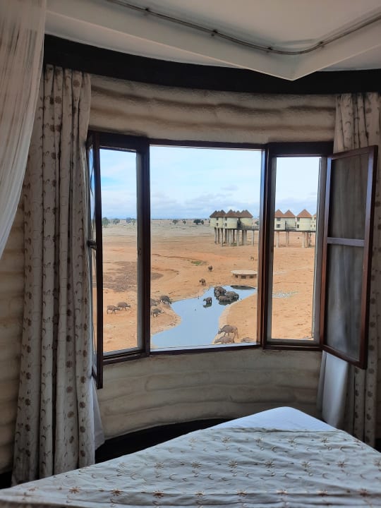 Zimmer Taita Hills Safari Resort & Spa