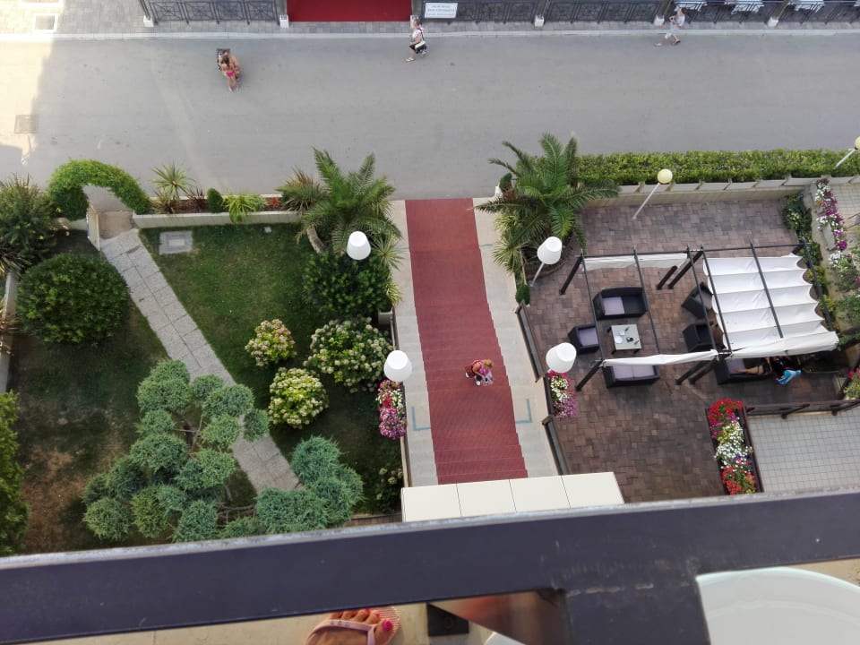 Gartenanlage Hotel Palace