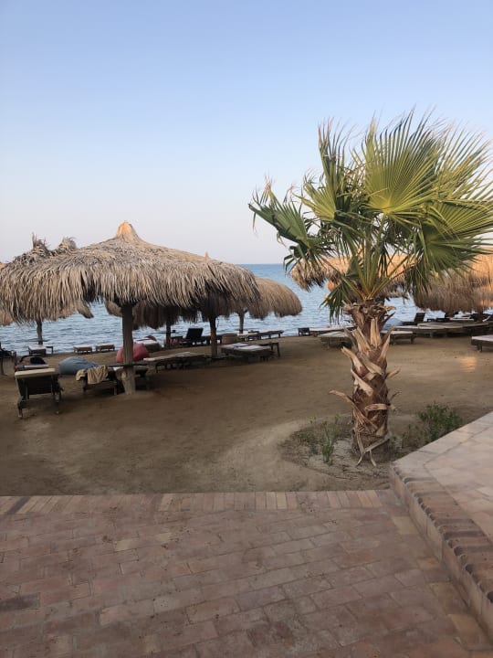 Strand Hotel Caves Beach Resort (Adults Only)