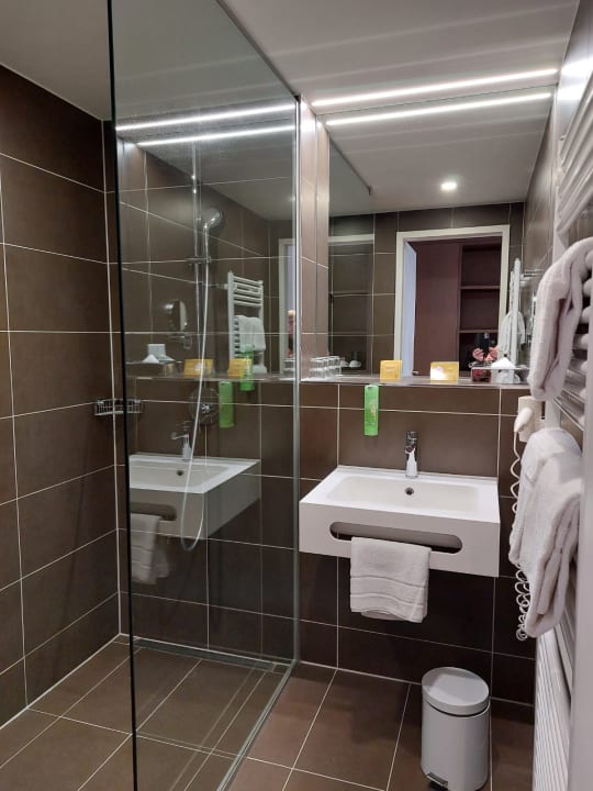 Zimmer JUFA Hotel Hamburg HafenCity