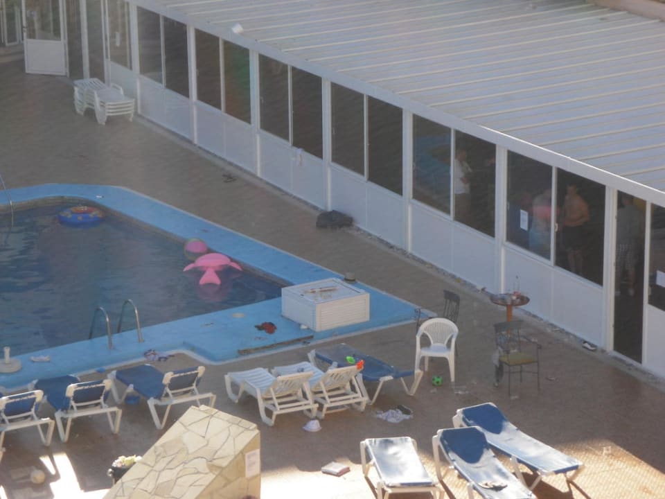 Sauber sieht anders aus! Coral Star Hotel & Apartments
