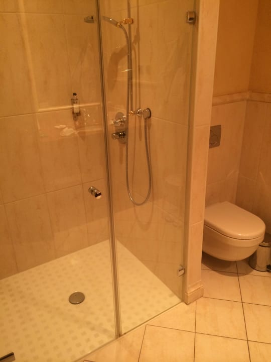 Dusche Toilette  Hotel Gran Belveder