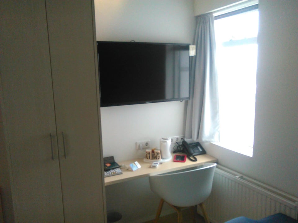 Schreibtisch Hotel Reykjavik Lights